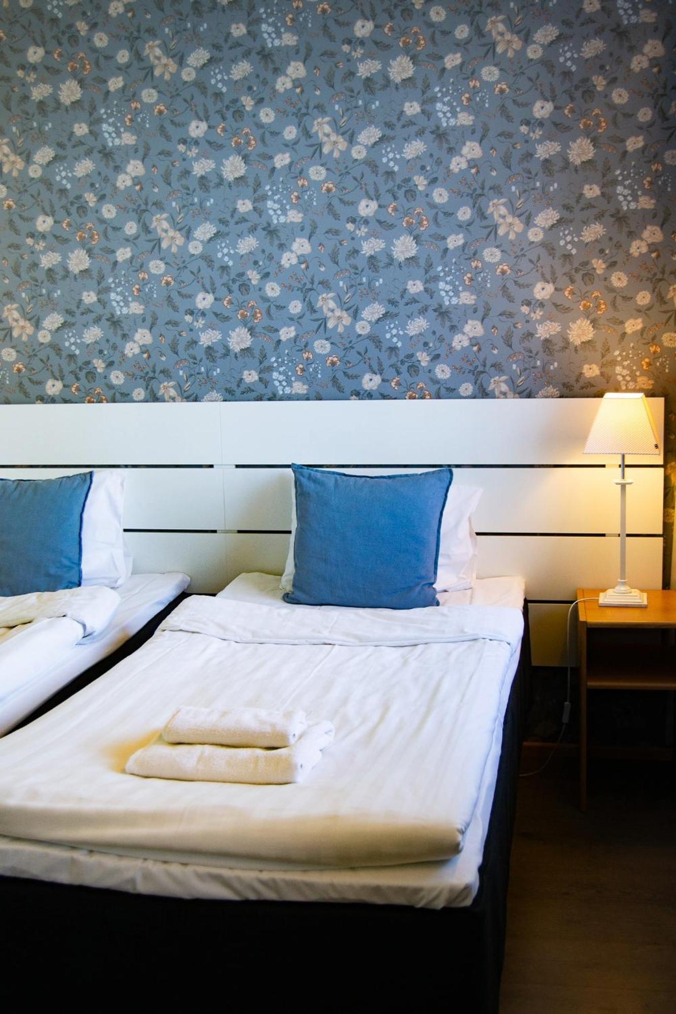 Hotel Sea Front Raseborg Bagian luar foto
